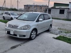 Photo of the vehicle Toyota Avensis Verso