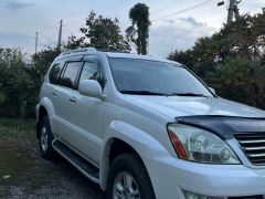 Photo of the vehicle Lexus GX