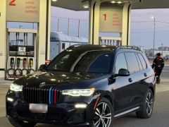 Photo of the vehicle BMW X7