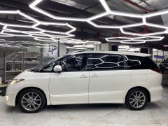 Сүрөт унаа Toyota Estima