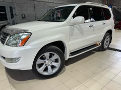 Photo of the vehicle Lexus GX