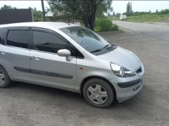 Фото авто Honda Jazz