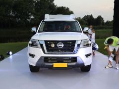 Сүрөт унаа Nissan Patrol