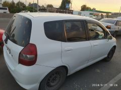 Photo of the vehicle Honda Fit