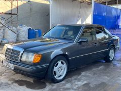 Сүрөт унаа Mercedes-Benz W124