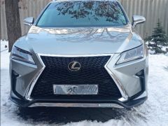 Photo of the vehicle Lexus RX