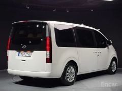 Photo of the vehicle Hyundai Staria