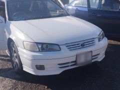 Photo of the vehicle Toyota Camry (Japan)