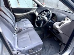 Photo of the vehicle Nissan Almera Tino