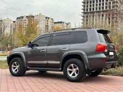 Фото авто Toyota Land Cruiser