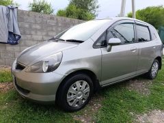 Photo of the vehicle Honda Fit