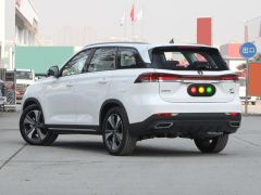 Сүрөт унаа Changan X7 Plus