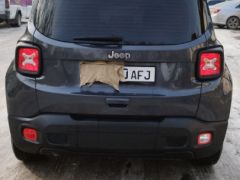 Сүрөт унаа Jeep Renegade