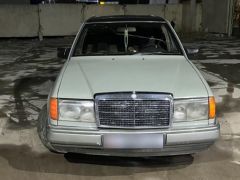 Фото авто Mercedes-Benz W124