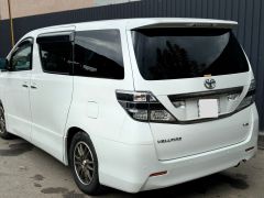 Сүрөт унаа Toyota Vellfire