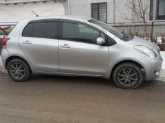 Photo of the vehicle Toyota Vitz