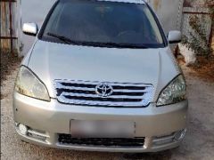 Сүрөт унаа Toyota Avensis Verso