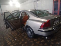 Сүрөт унаа Volvo S60