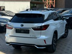 Photo of the vehicle Lexus RX