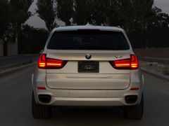 Photo of the vehicle BMW X5