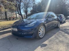 Photo of the vehicle Tesla Model 3