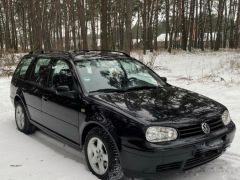 Photo of the vehicle Volkswagen Golf