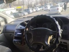 Фото авто Nissan Elgrand