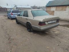 Фото авто Mercedes-Benz W124