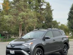 Photo of the vehicle Toyota RAV4