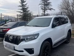 Сүрөт унаа Toyota Land Cruiser Prado