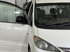 Photo of the vehicle Toyota Estima