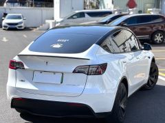 Фото авто Tesla Model Y