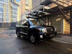 Сүрөт унаа Toyota Land Cruiser