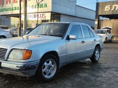 Сүрөт унаа Mercedes-Benz W124