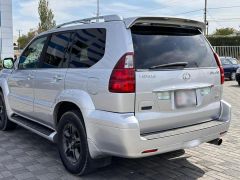 Photo of the vehicle Lexus GX