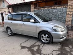 Сүрөт унаа Toyota Avensis Verso