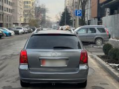 Сүрөт унаа Toyota Avensis