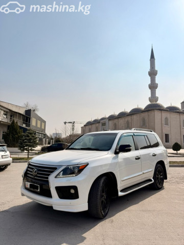 Lexus LX