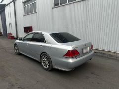 Сүрөт унаа Toyota Crown