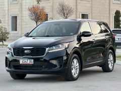 Photo of the vehicle Kia Sorento