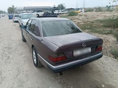 Сүрөт унаа Mercedes-Benz W124