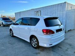 Сүрөт унаа Toyota Ipsum