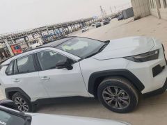 Сүрөт унаа Toyota RAV4