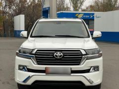 Сүрөт унаа Toyota Land Cruiser