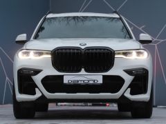 Photo of the vehicle BMW X7