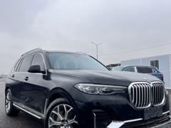 Фото авто BMW X7