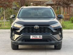 Сүрөт унаа Toyota RAV4