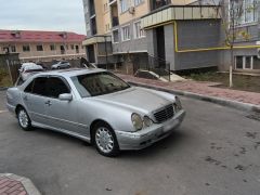 Фото авто Mercedes-Benz E-Класс