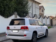 Фото авто Toyota Land Cruiser