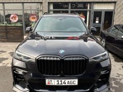 Фото авто BMW X7